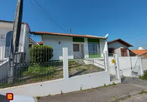 Foto 1 de Casa com 4 Quartos à venda, 152m² em Capoeiras, Florianópolis