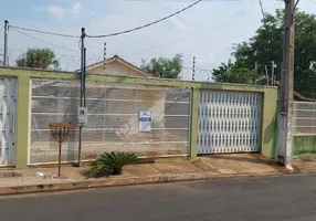 Foto 1 de Casa com 2 Quartos à venda, 200m² em Jardim dos Estados, Várzea Grande