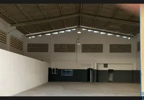 Foto 1 de Galpão/Depósito/Armazém com 3 Quartos para alugar, 600m² em Imbiribeira, Recife