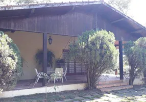 Foto 1 de Fazenda/Sítio com 3 Quartos à venda, 300m² em Jardim Santa Paula, Cotia
