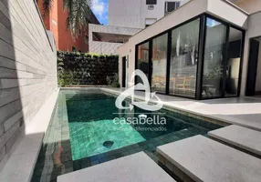 Foto 1 de Casa com 4 Quartos à venda, 369m² em Ponta da Praia, Santos