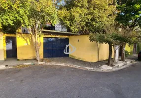 Foto 1 de Casa com 3 Quartos para venda ou aluguel, 196m² em Centro, Embu das Artes