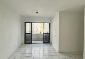 Foto 1 de Apartamento com 3 Quartos para alugar, 70m² em Boa Viagem, Recife