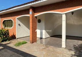 Foto 1 de Casa com 3 Quartos à venda, 246m² em Vila Aeroporto, São José do Rio Preto