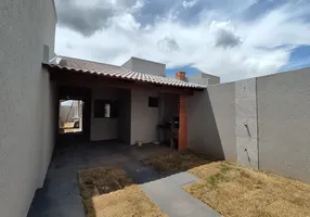 Foto 1 de Casa com 3 Quartos à venda, 84m² em Residencial Parque dos Buritis, Senador Canedo