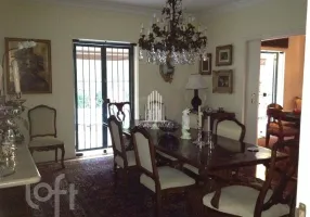 Foto 1 de Casa com 4 Quartos à venda, 411m² em Morumbi, São Paulo