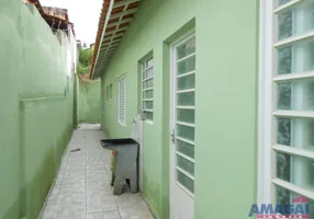 Foto 1 de Casa com 3 Quartos à venda, 70m² em Jardim Santo Antonio da Boa Vista, Jacareí