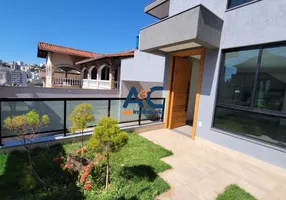 Foto 1 de Casa com 3 Quartos à venda, 196m² em Nova Gameleira, Belo Horizonte