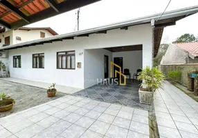 Foto 1 de Casa com 4 Quartos à venda, 200m² em Badenfurt, Blumenau