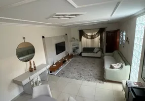 Foto 1 de Sobrado com 3 Quartos à venda, 130m² em Vila Tupi, Praia Grande