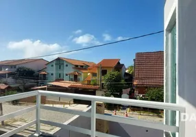 Foto 1 de Casa de Condomínio com 3 Quartos à venda, 90m² em Peró, Cabo Frio