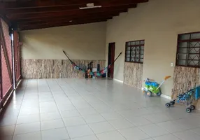 Foto 1 de Casa com 3 Quartos à venda, 200m² em Conjunto Cachoeira Dourada, Goiânia