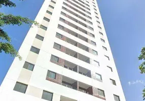 Foto 1 de Apartamento com 2 Quartos à venda, 51m² em Madalena, Recife