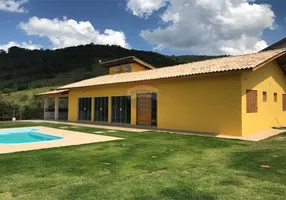 Foto 1 de Fazenda/Sítio com 4 Quartos para alugar, 260m² em Vila Gardênia, Atibaia