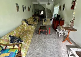 Foto 1 de Casa com 4 Quartos à venda, 146m² em Suarão, Itanhaém