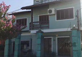 Foto 1 de Casa com 4 Quartos à venda, 320m² em Partenon, Porto Alegre