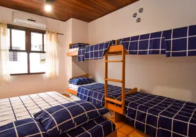 Foto 1 de Casa com 2 Quartos para alugar, 90m² em Ingleses Norte, Florianópolis