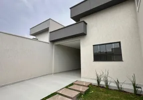 Foto 1 de Casa com 3 Quartos à venda, 114m² em Papillon Park, Aparecida de Goiânia