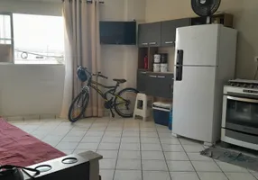 Foto 1 de Apartamento com 1 Quarto à venda, 45m² em Maracanã, Praia Grande