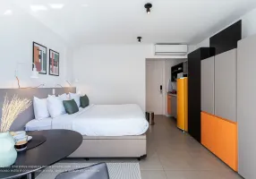 Foto 1 de Apartamento com 1 Quarto para alugar, 30m² em Vila Olímpia, São Paulo