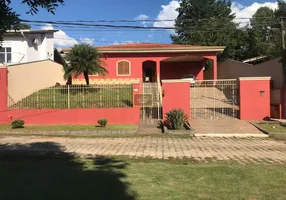 Foto 1 de Casa com 3 Quartos para venda ou aluguel, 201m² em Gramado, Cotia