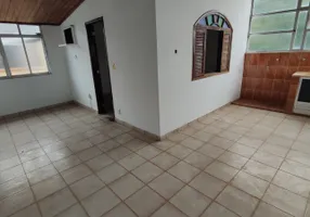 Foto 1 de Casa com 3 Quartos à venda, 140m² em Imbetiba, Macaé