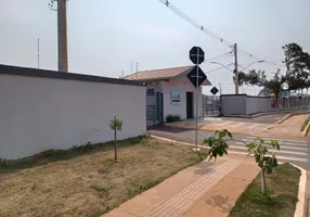 Foto 1 de Casa de Condomínio com 2 Quartos à venda, 48m² em Vila Nasser, Campo Grande