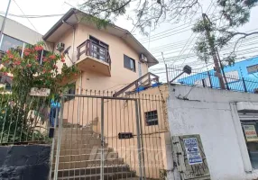 Foto 1 de Casa com 2 Quartos para alugar, 70m² em São Leopoldo, Caxias do Sul