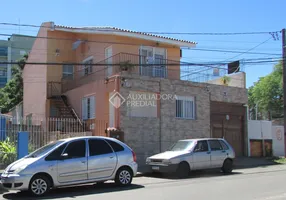 Foto 1 de Sobrado com 4 Quartos à venda, 160m² em Passo D'areia, Santa Maria