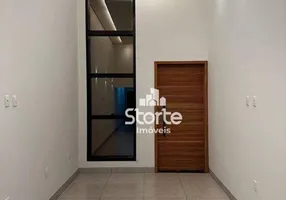 Foto 1 de Casa com 3 Quartos à venda, 99m² em Jardim Brasília, Uberlândia