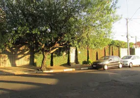 Foto 1 de Casa com 4 Quartos à venda, 441m² em Vila José Bonifácio, Araraquara
