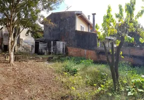 Foto 1 de Casa com 2 Quartos à venda, 300m² em Suissa, Ribeirão Pires