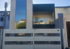 Foto 1 de Casa de Condomínio com 3 Quartos à venda, 140m² em Porto, Cuiabá