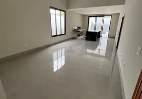 Foto 1 de Casa de Condomínio com 3 Quartos à venda, 210m² em BONGUE, Piracicaba