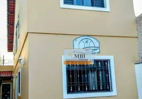 Foto 1 de Sobrado com 4 Quartos para venda ou aluguel, 152m² em Cidade Líder, São Paulo