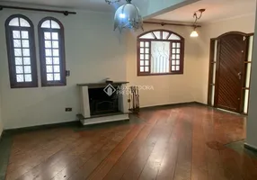 Foto 1 de Sobrado com 4 Quartos para alugar, 196m² em Anchieta, São Bernardo do Campo