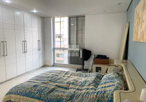Foto 1 de Apartamento com 3 Quartos para alugar, 224m² em Higienópolis, São Paulo