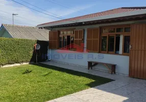 Foto 1 de Casa com 3 Quartos à venda, 180m² em Capela Velha, Araucária