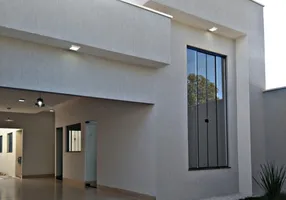 Foto 1 de Casa com 3 Quartos à venda, 112m² em Jardim Presidente, Goiânia