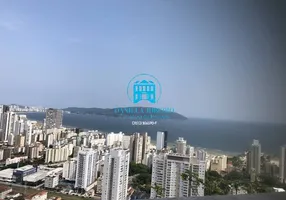 Foto 1 de Casa com 7 Quartos à venda, 585m² em Marapé, Santos