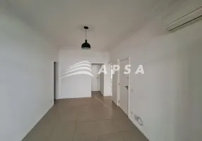 Foto 1 de Apartamento com 3 Quartos para alugar, 84m² em Copacabana, Rio de Janeiro