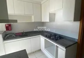 Foto 1 de Apartamento com 2 Quartos para alugar, 70m² em Umuarama, Uberlândia