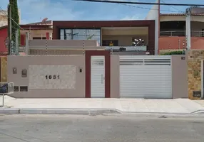 Foto 1 de Casa com 4 Quartos à venda, 170m² em Capim Macio, Natal