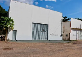 Foto 1 de Galpão/Depósito/Armazém para alugar, 400m² em Coxipó, Cuiabá
