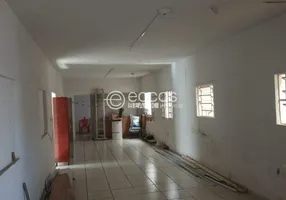 Foto 1 de Imóvel Comercial para alugar, 120m² em Centro, Araguari