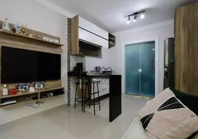 Foto 1 de Casa de Condomínio com 2 Quartos à venda, 47m² em Vila Mariza Mazzei, São Paulo