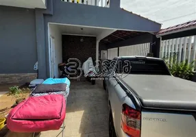 Foto 1 de Sobrado com 3 Quartos à venda, 123m² em Vila Assunção, Praia Grande