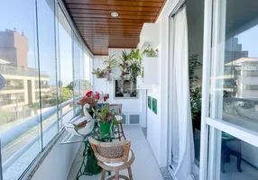 Foto 1 de Apartamento com 3 Quartos à venda, 90m² em Rio Tavares, Florianópolis