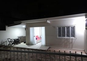 Foto 1 de Casa com 1 Quarto para alugar, 80m² em Centro, Bombinhas