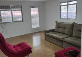 Foto 1 de Casa com 4 Quartos à venda, 180m² em Samambaia, Petrópolis